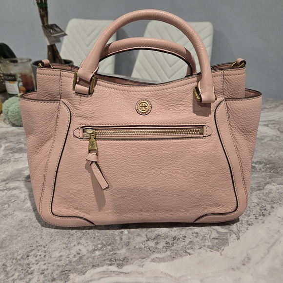 Tory Burch Handbags - Tory Burch Pink Leather Handbag